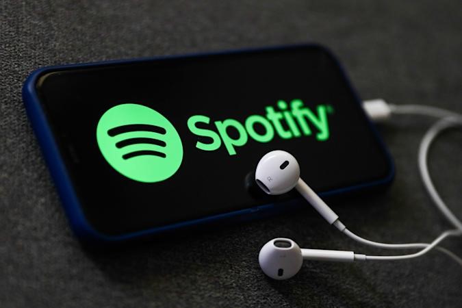 Download entire albums of your favorite music with Free Spotify Downloader